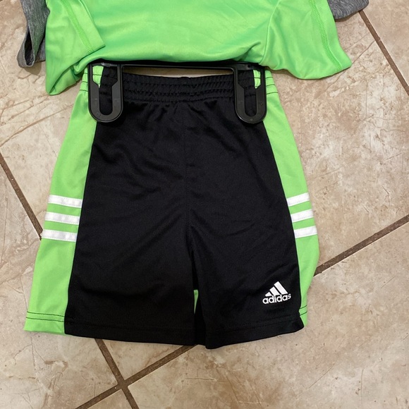 NWT Adidas Toddler 3PC Active Set - Picture 3 of 4